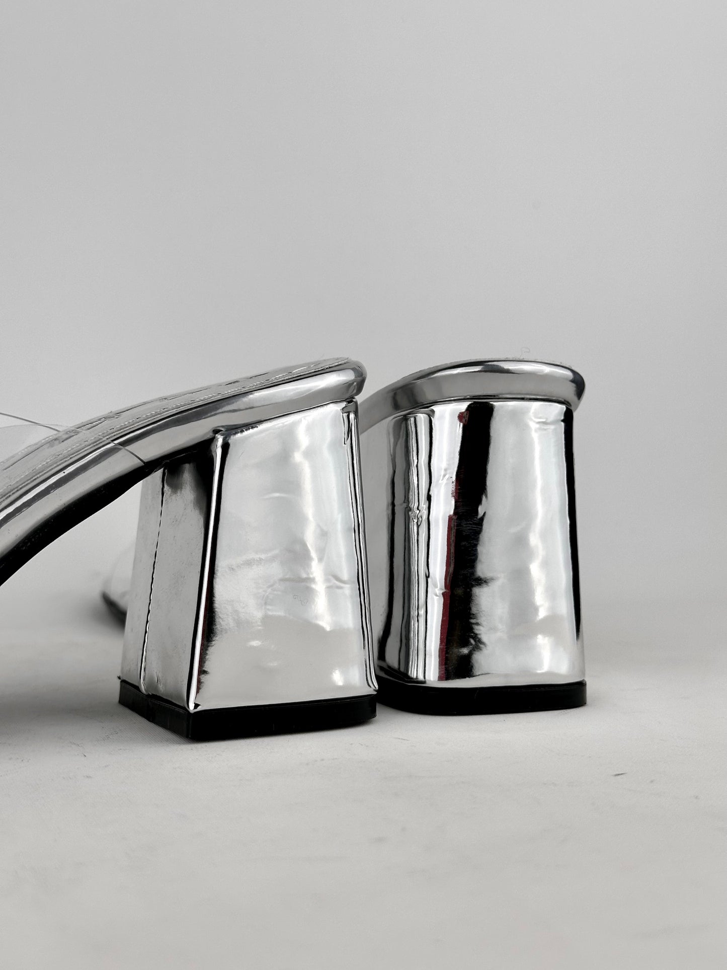 Καλοκαίρι 2025, τετράγωνη μύτη, χοντρό τακούνι, διαφανές, κρύσταλλο, ψηλοτάκουνο