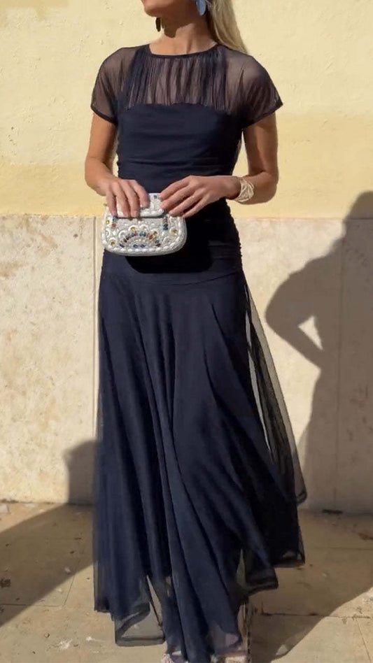 Γυναικείο casual φόρεμα με στρογγυλή λαιμόκοψη και κούφια ραφή