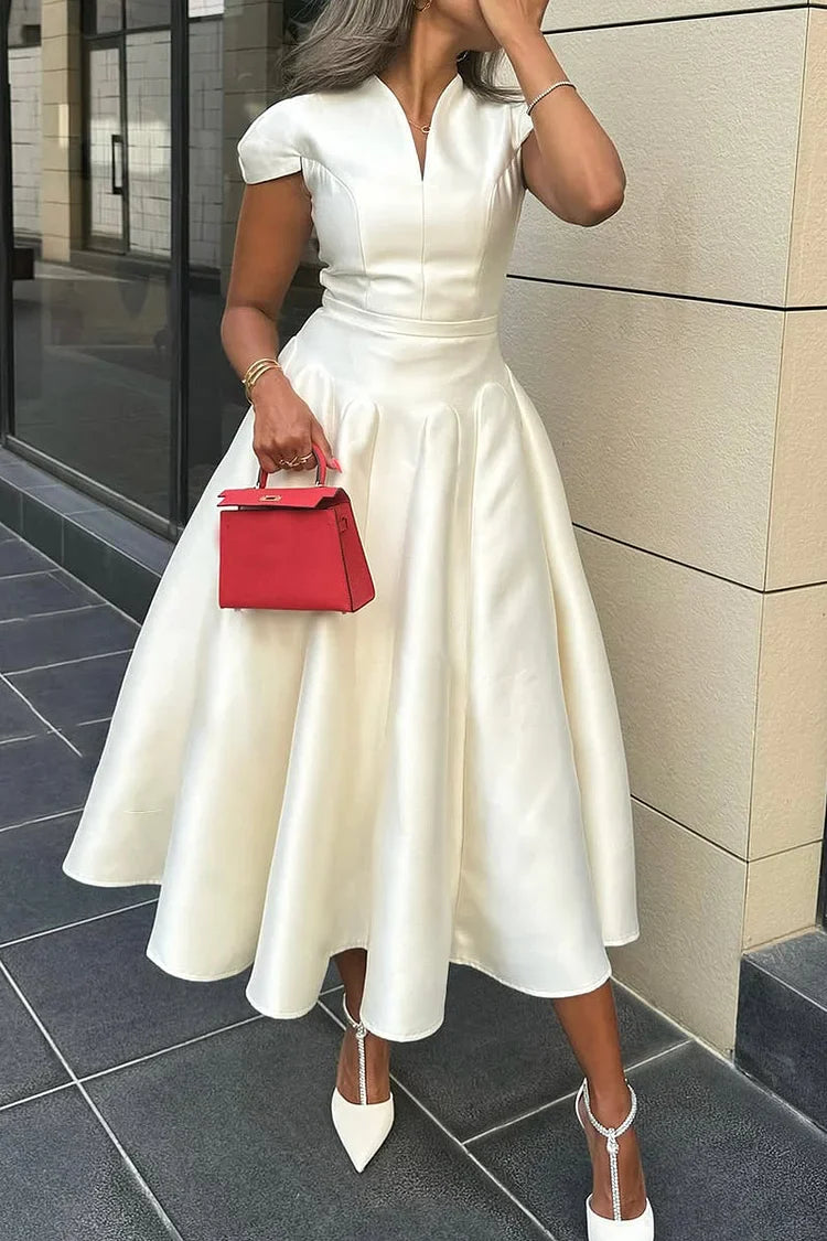 Φόρεμα για κορίτσια με V ντεκολτέ και φαρδιά μέση