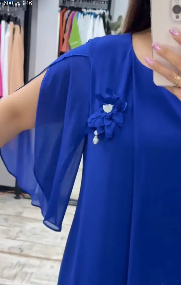 Νέο μοντέρνο φόρεμα, κλασικό σχέδιο, κομψό και απλό