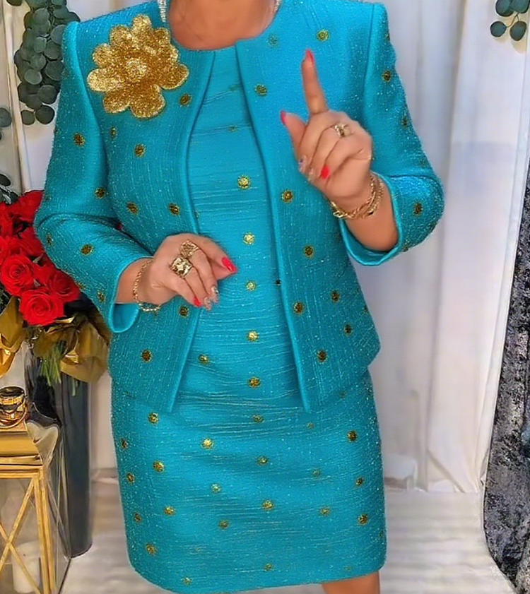 Κομψό φόρεμα δύο τεμαχίων με λουλούδια