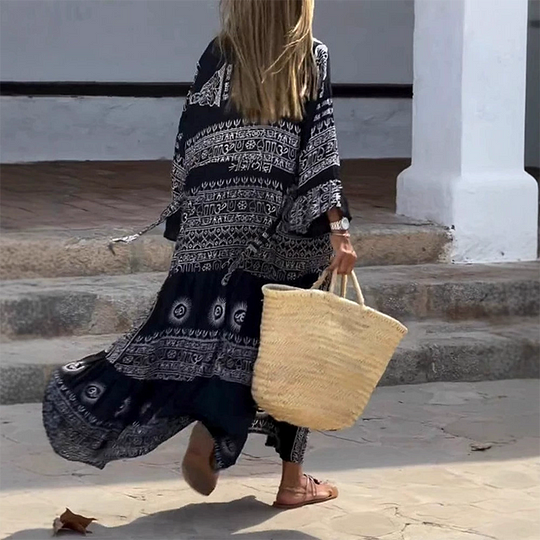 Vestido de menina solto estampado com decote em V