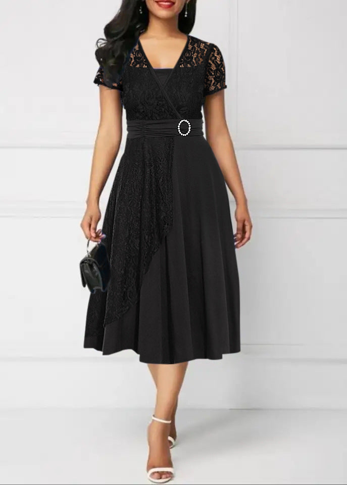 Κομψό γυναικείο φόρεμα με δαντέλα και V λαιμόκοψη