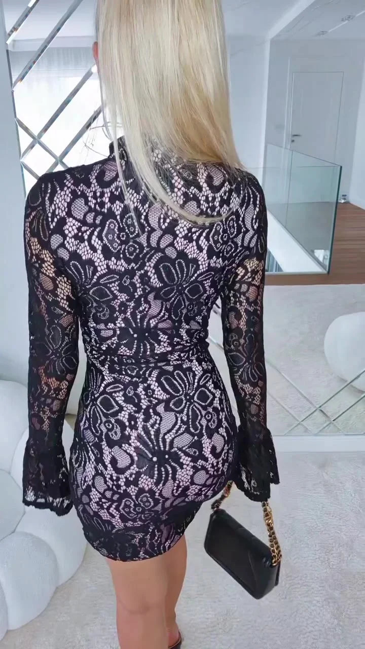 Γυναικείο φόρεμα από δαντέλα με ανοιχτή ύφανση και ψηλό γιακά