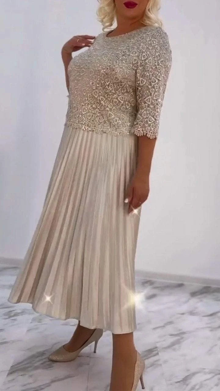 Γυναικείο φόρεμα με στρογγυλή λαιμόκοψη και πούλιες